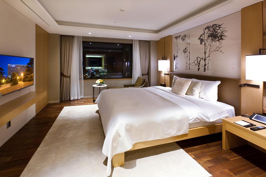 Hotel Hyundai By Lahan Ilsan Ni Eksteriør billede