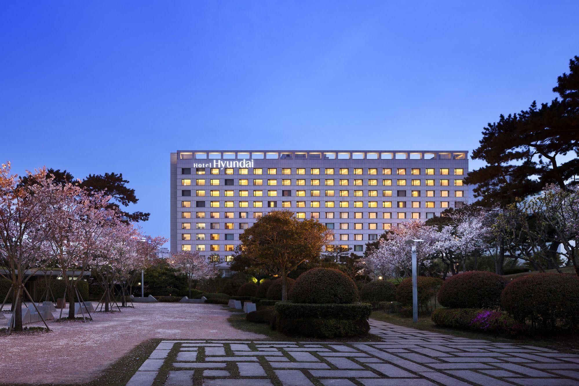 Hotel Hyundai By Lahan Ilsan Ni Eksteriør billede